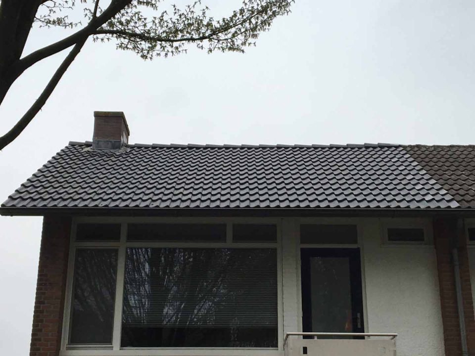 Een veilige schoorsteen voorkomt brandgevaar en waterschade 1 Pannendak laten renoveren - 3